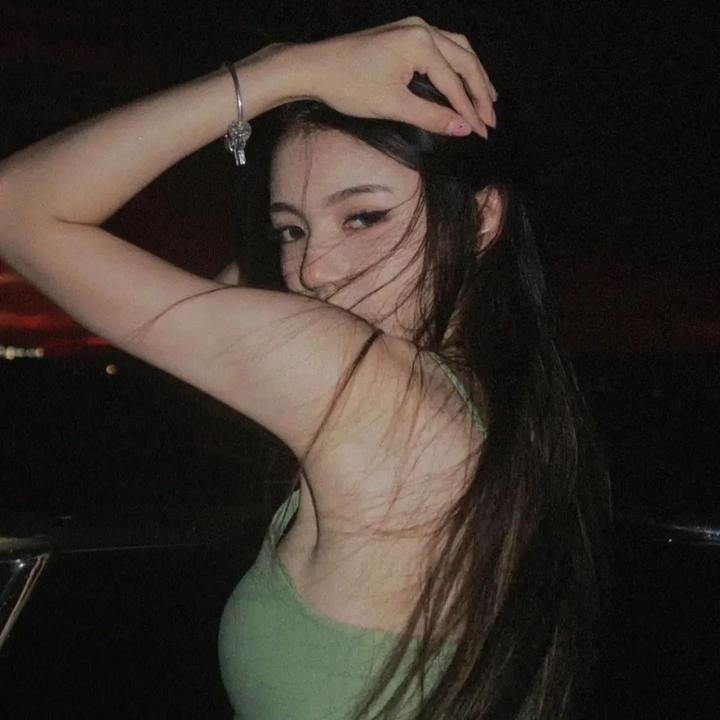 御苑琼霄